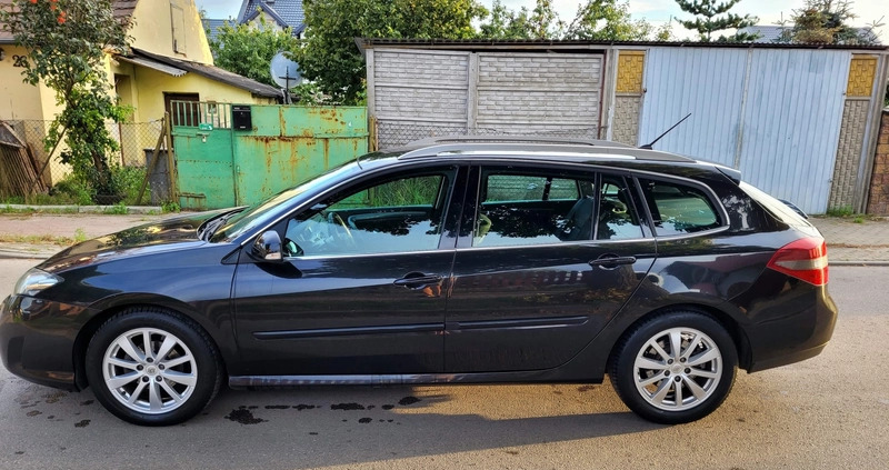 Renault Laguna cena 20000 przebieg: 175000, rok produkcji 2010 z Wieluń małe 121